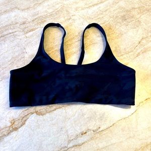 Near new condition Vuori bra, small, camo